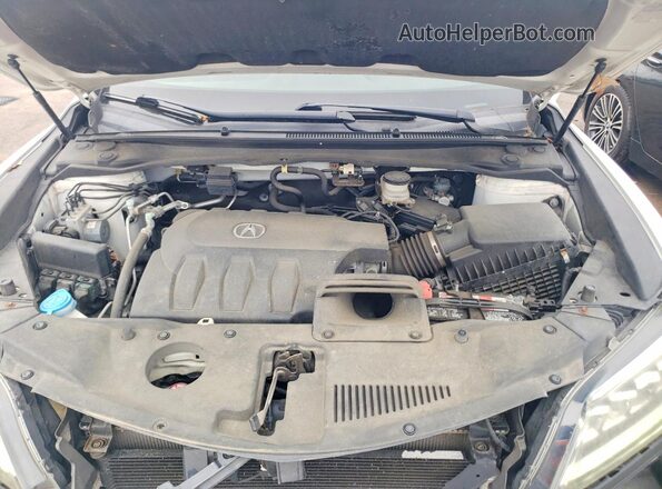 5J8TB4H58HL024461 2017 ACURA RDX Белый Вид задней части салона