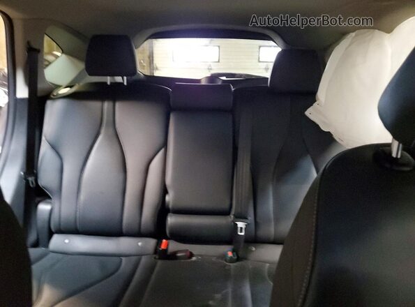 5J8TC2H70ML808646 2021 ACURA RDX Серебряный Вид задних сидений