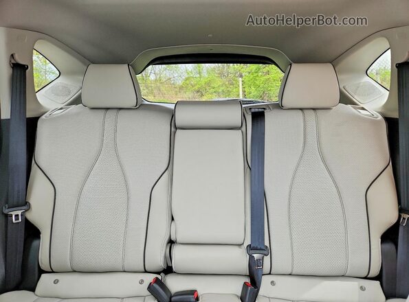 5J8TC2H77SL000811 2025 ACURA RDX Белый Вид задних сидений