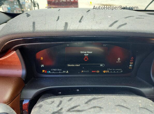 5LM5J7WC5LGL35160 2020 LINCOLN AVIATOR Black Instrument cluster view
