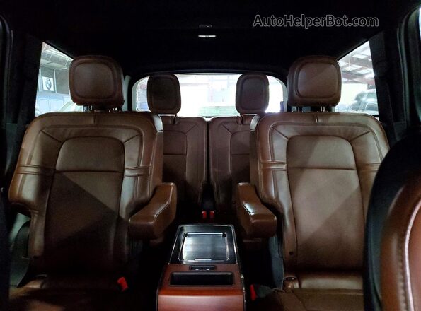 5LM5J7XC0LGL22430 2020 LINCOLN AVIATOR Желто-коричневый Вид задних сидений