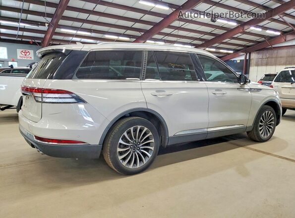 5LM5J7XC0LGL22430 2020 LINCOLN AVIATOR Желто-коричневый Задняя правая четверть