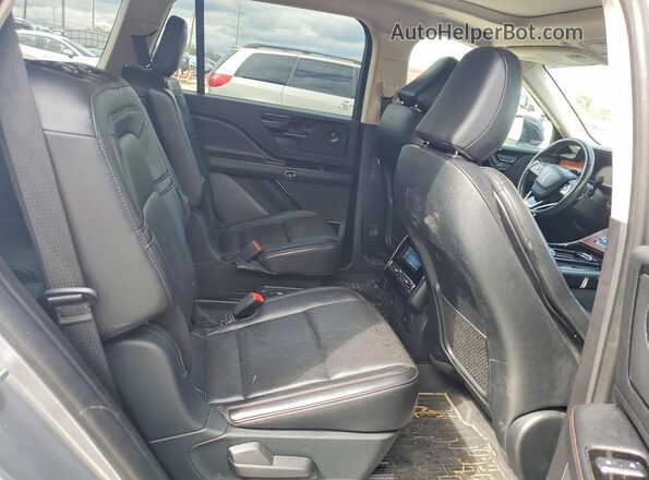 5LM5J7XC1MGL03175 2021 LINCOLN AVIATOR Silver Rear interior view