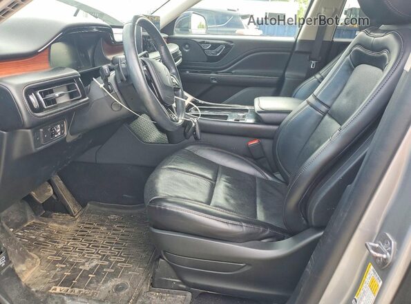 5LM5J7XC1MGL03175 2021 LINCOLN AVIATOR Silver Front interior view