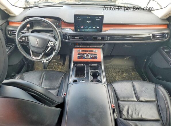 5LM5J7XC1MGL03175 2021 LINCOLN AVIATOR Silver Dashboard view