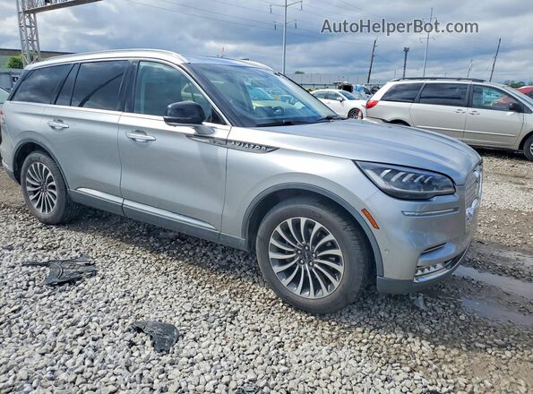 5LM5J7XC1MGL03175 2021 LINCOLN AVIATOR Silver Front right
