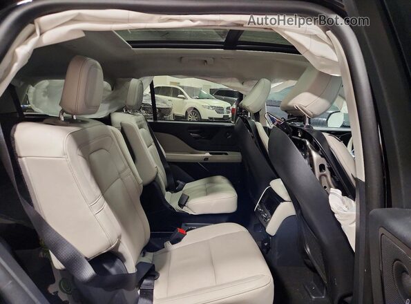 5LM5J7XC9SGL14728 2025 LINCOLN AVIATOR Черный Вид задней части салона