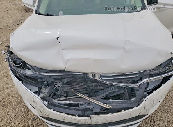 5LMCJ1C98HUL50046 2017 LINCOLN MKC Белый Вид задней части салона