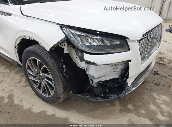 5LMCJ1D92MUL09002 2021 LINCOLN CORSAIR White Widok z przodu