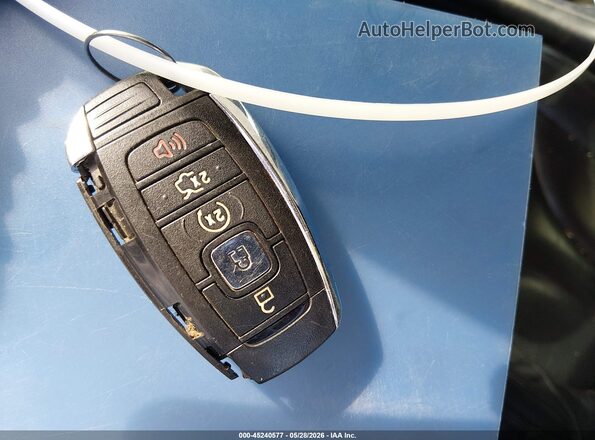 5LMCJ2C91HUL09523 2017 LINCOLN MKC Red Widok deski rozdzielczej
