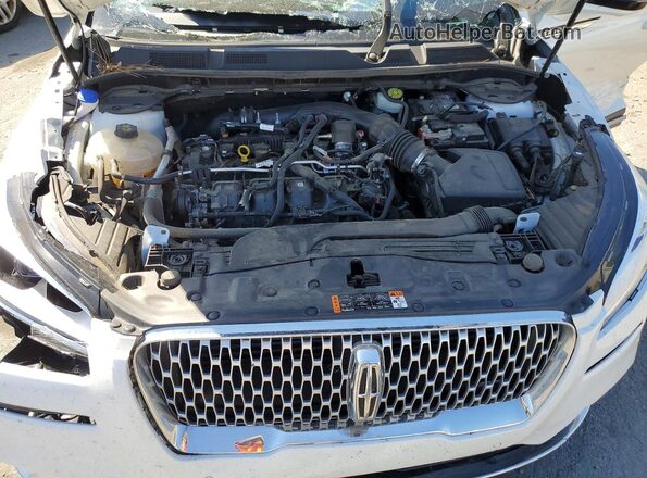 5LMCJ2C94MUL20364 2021 LINCOLN CORSAIR White Engine compartment view