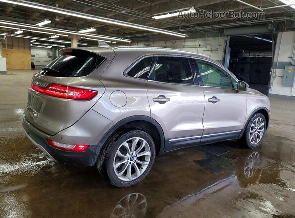 5LMCJ2C96KUL39799 2019 LINCOLN MKC Серый Задняя правая четверть