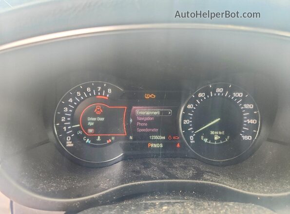 5LMCJ2C9XKUL12587 2019 LINCOLN MKC Черный Вид щитка приборов