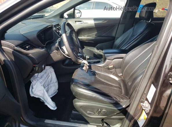 5LMCJ2D92KUL12744 2019 LINCOLN MKC Серый Вид салона спереди