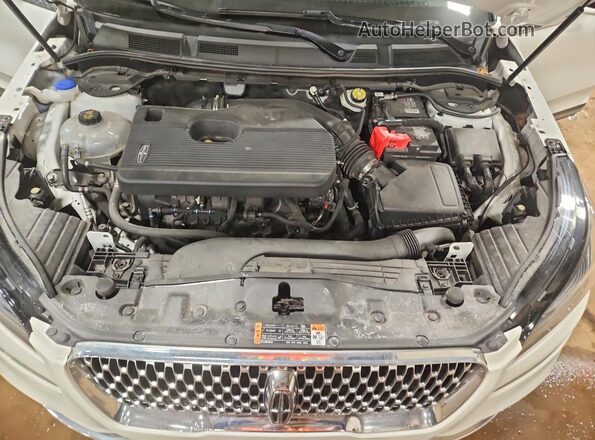 5LMCJ2D99LUL13987 2020 LINCOLN CORSAIR White Vista del compartimento del motor