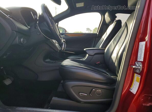 5LMCJ3C91HUL61417 2017 LINCOLN MKC Красный Вид салона спереди