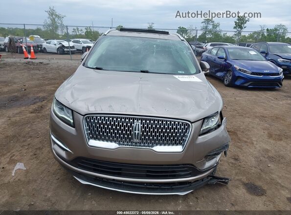 5LMCJ3C91KUL25461 2019 LINCOLN MKC Tan Widok z przodu