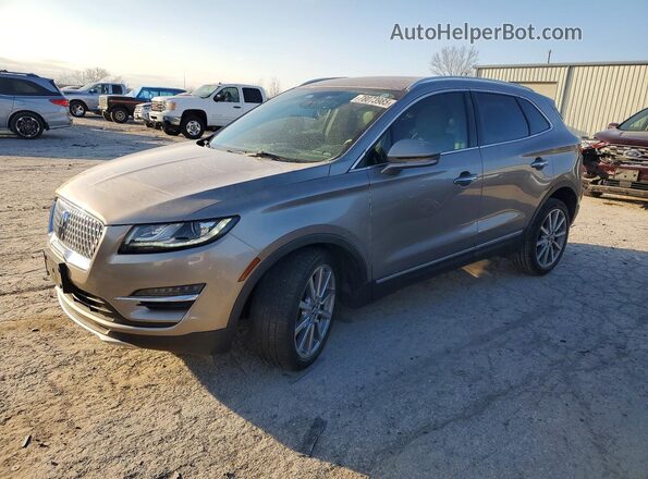5LMCJ3C9XKUL15544 2019 LINCOLN MKC Tan Передня ліва чверть