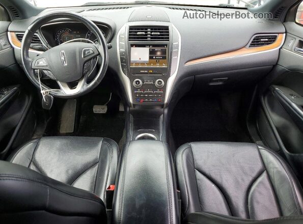 5LMCJ3D91KUL20629 2019 LINCOLN MKC Черный Вид панели приборов