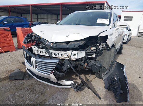 5LMCJ3D92JUL13624 2018 LINCOLN MKC Белый Вид спереди