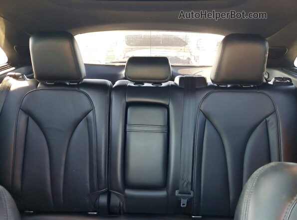 5LMCJ3D94KUL51518 2019 LINCOLN MKC Black Widok tylnych siedzeń