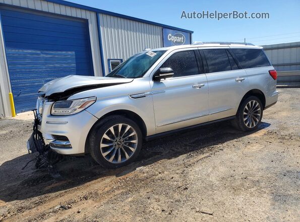 5LMJJ2HT5JEL05485 2018 LINCOLN NAVIGATOR Silver Przód lewy