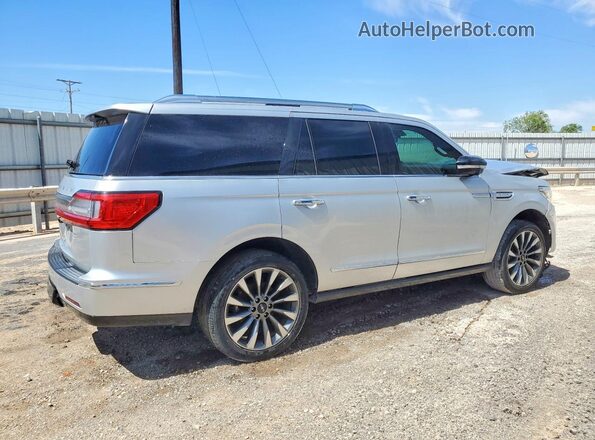 5LMJJ2HT5JEL05485 2018 LINCOLN NAVIGATOR Silver Tył prawy