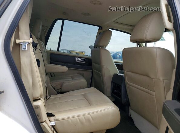 5LMJJ2KT2GEL02481 2016 LINCOLN NAVIGATOR White Widok wnętrza z tyłu