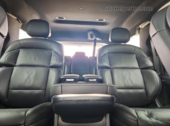 5LMJJ2LG0SEL06345 2025 LINCOLN NAVIGATOR Black Вид задніх сидінь