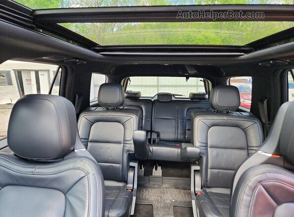 5LMJJ2LG6PEL01447 2023 LINCOLN NAVIGATOR Черный Вид задних сидений