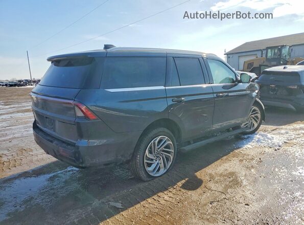 5LMJJ2LG8SEL11602 2025 LINCOLN NAVIGATOR Синий Задняя правая четверть