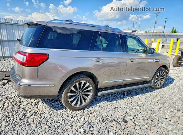 5LMJJ2LT6LEL02864 2020 LINCOLN NAVIGATOR Желто-коричневый Задняя правая четверть