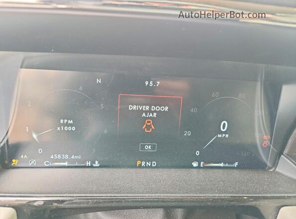 5LMJJ2LT9KEL19138 2019 LINCOLN NAVIGATOR White Սարքավորումների վահանակի տեսք