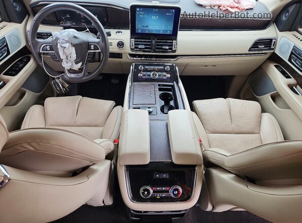 5LMJJ2LT9KEL19138 2019 LINCOLN NAVIGATOR White Առջևի վահանակի տեսք