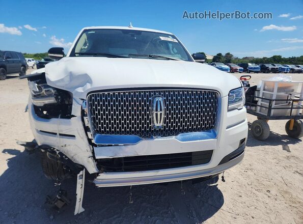 5LMJJ3LG3PEL03503 2023 LINCOLN NAVIGATOR Белый Вид спереди