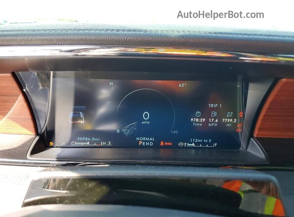 5LMJJ3NG1REL04360 2024 LINCOLN NAVIGATOR Черный Вид щитка приборов