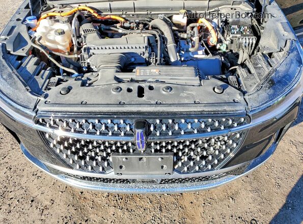 5LMPJ8J45SJ888214 2025 LINCOLN NAUTILUS Черный Вид подкапотного пространства