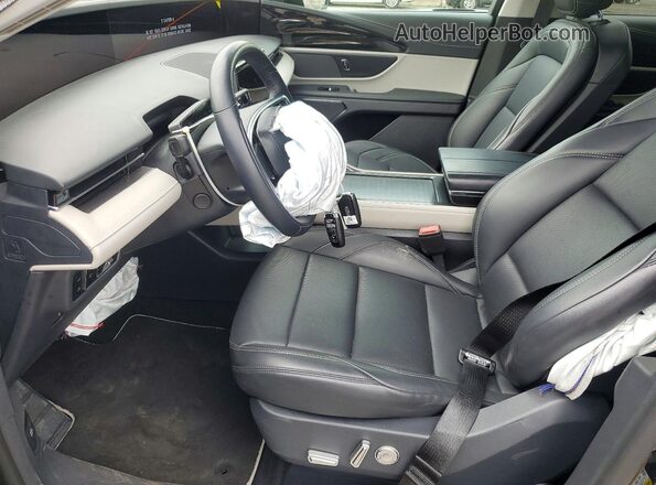 5LMPJ8J46SJ890425 2025 LINCOLN NAUTILUS Черный Вид салона спереди