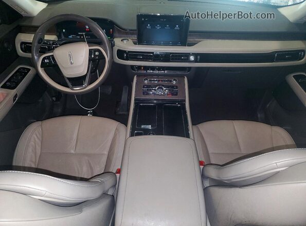 5LMYJ8XY5LGL19666 2020 LINCOLN AVIATOR Золотой Вид панели приборов