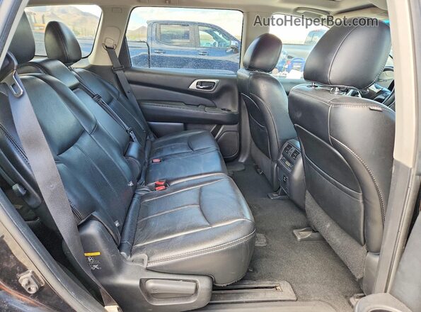 5N1AR2MM0GC606986 2016 NISSAN PATHFINDER Black Rear seats view