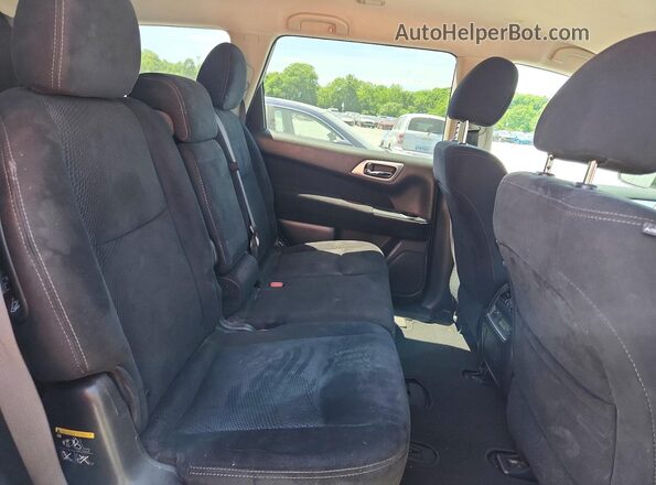 5N1AR2MM0GC655329 2016 NISSAN PATHFINDER White Widok wnętrza z tyłu