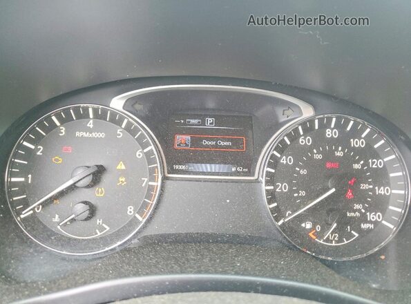 5N1AR2MM3GC639819 2016 NISSAN PATHFINDER Красный Вид щитка приборов