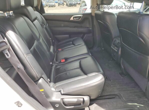 5N1AR2MM4GC613908 2016 NISSAN PATHFINDER Черный Вид задней части салона
