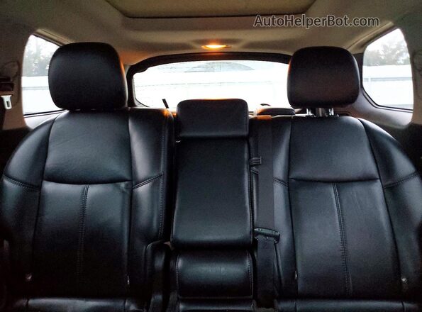 5N1AR2MM4GC646794 2016 NISSAN PATHFINDER Gray Rear seats view