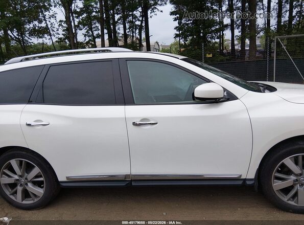 5N1AR2MM7GC649849 2016 NISSAN PATHFINDER White Rear interior view