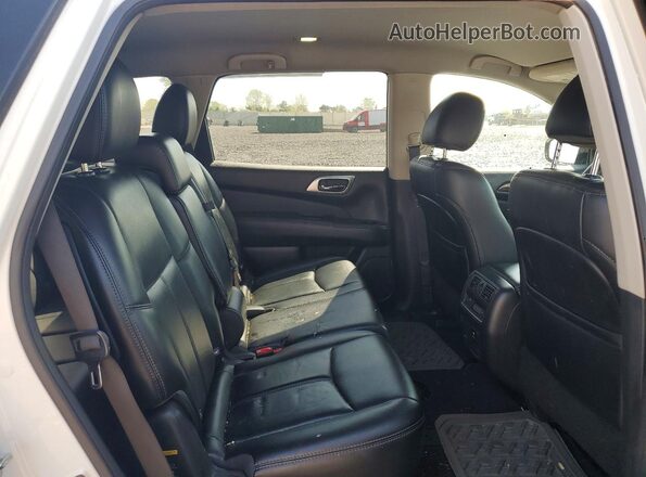 5N1AR2MM9GC614469 2016 NISSAN PATHFINDER White Вид задньої частини салону