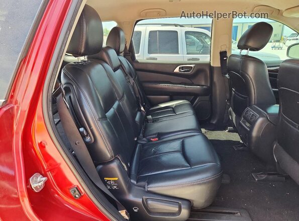 5N1AR2MNXGC614795 2016 NISSAN PATHFINDER Красный Вид задней части салона