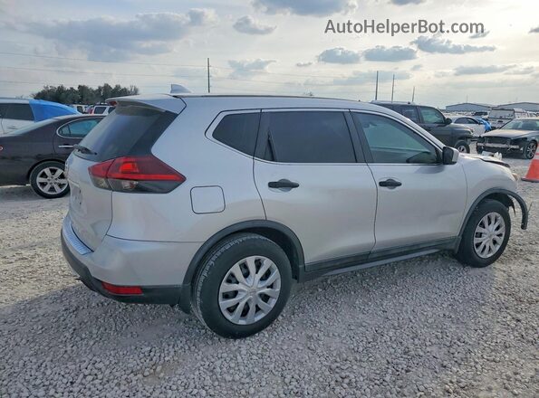 5N1AT2MT0JC829450 2018 NISSAN ROGUE Silver Tył prawy