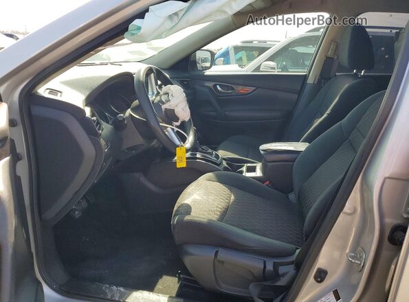 5N1AT2MT0JC829450 2018 NISSAN ROGUE Silver Widok wnętrza z przodu