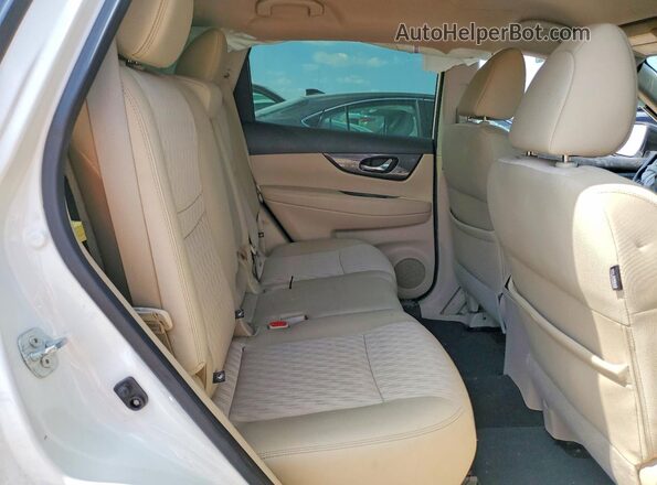 5N1AT2MT2HC846485 2017 NISSAN ROGUE White Rear seats view
